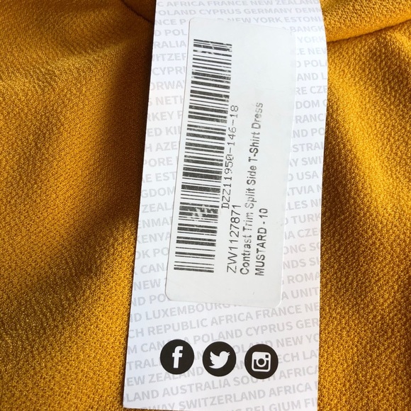 Boohoo Contrast Trim Split Side T-shirt Dress - Picture 8 of 11